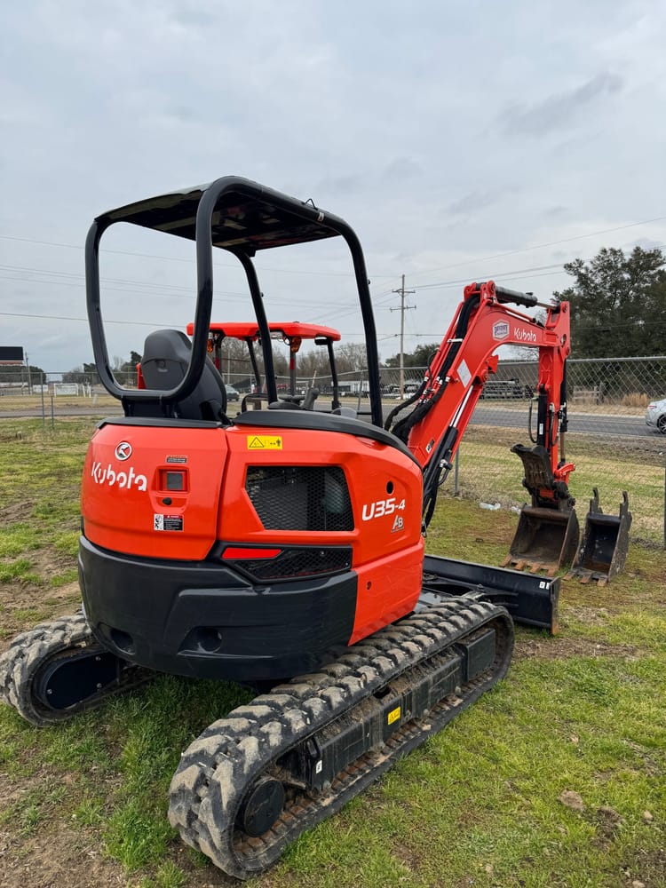 Kubota U35